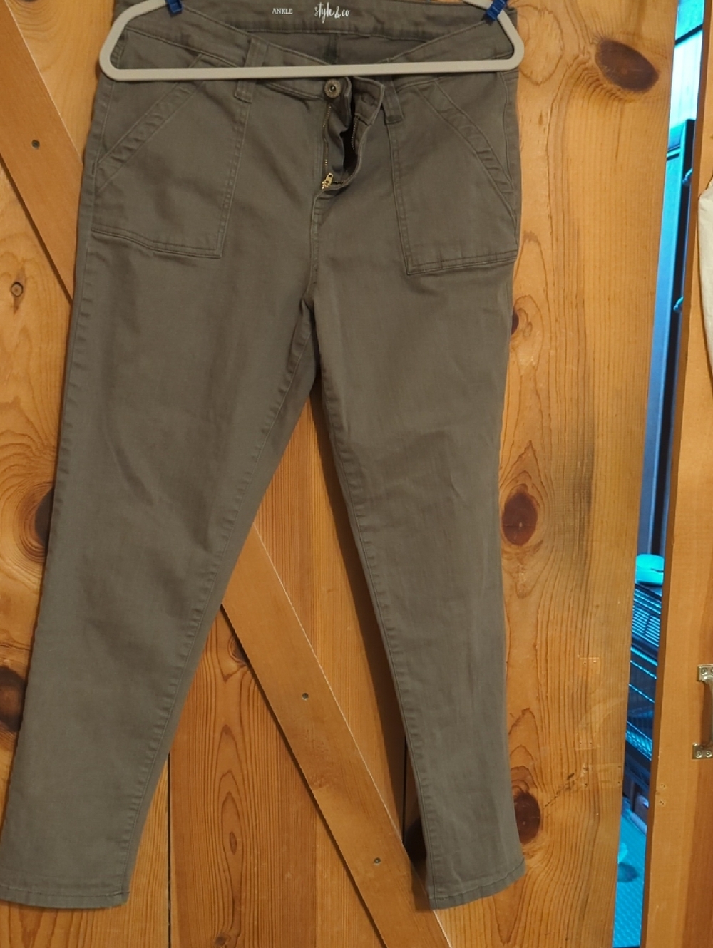 Style & Co. Olive Green Ankle Cropped Jeans